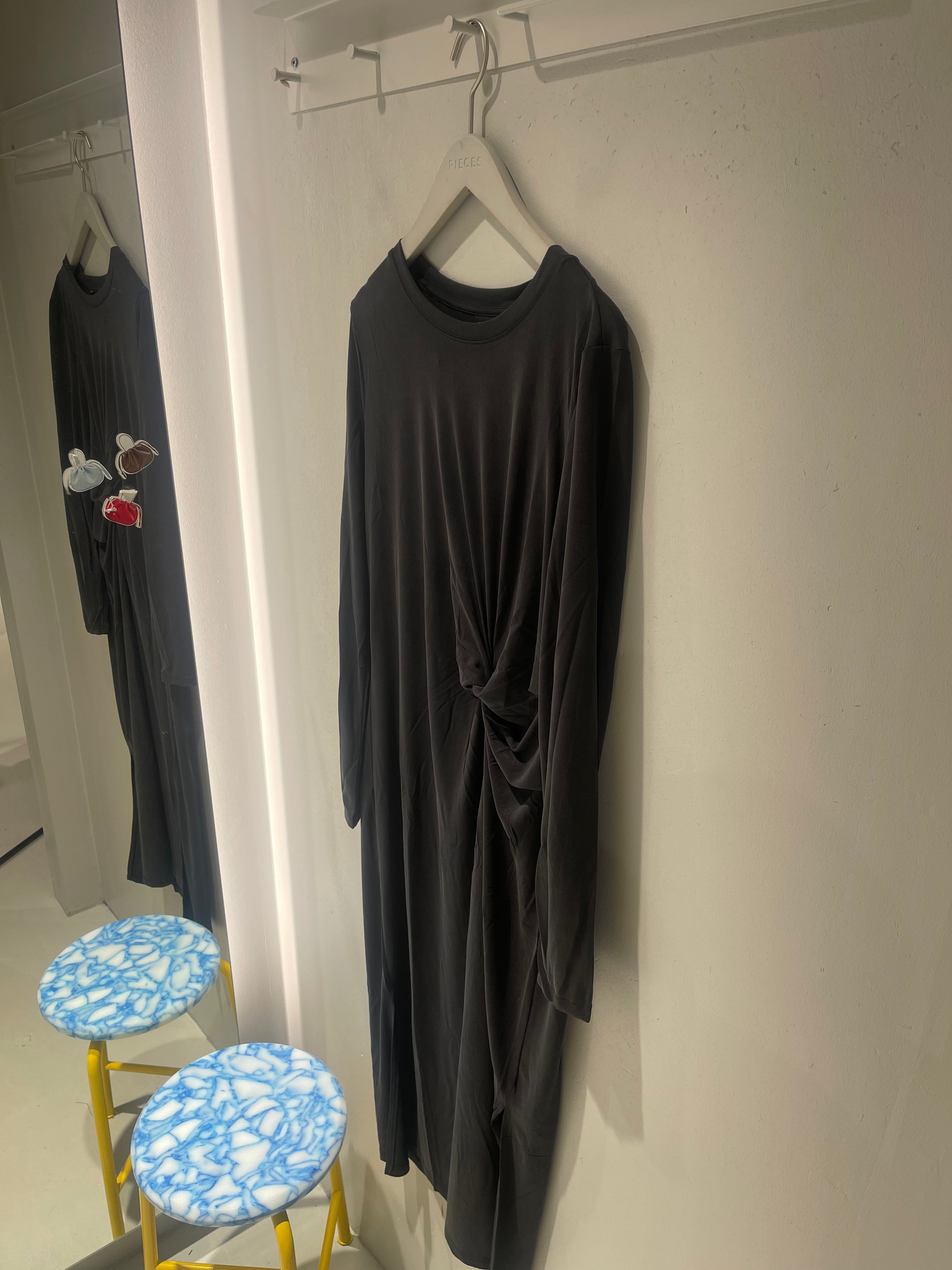 PCANORA Midi Dress - Black